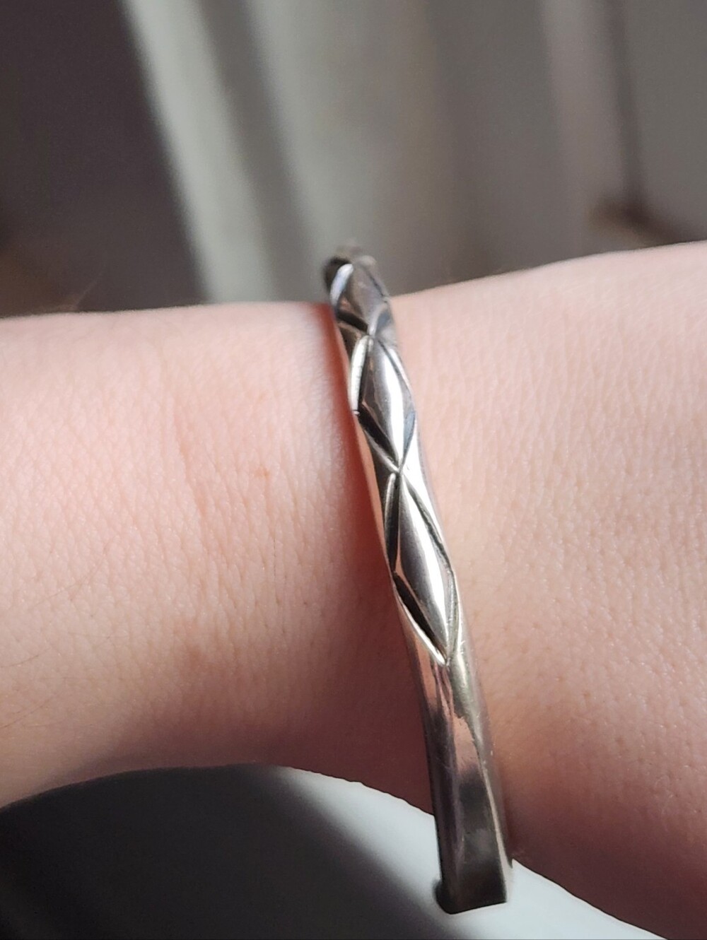 SIGNED TAHE STERLING NATIVE STAMPED CUFF BRACELET 6" - Picture 5 of 11